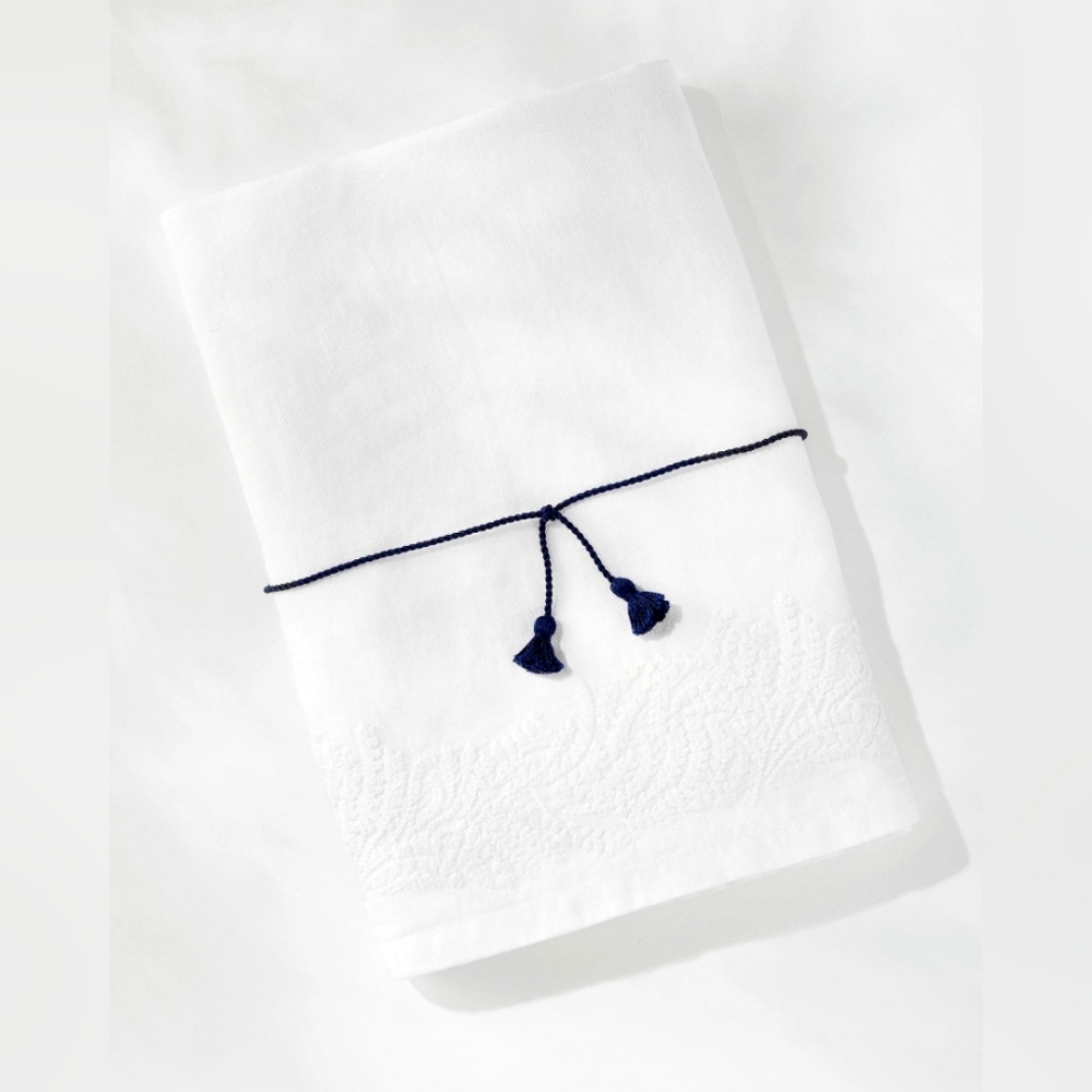 Serena & Lily Montrose Linen Tablecloth BNWT | White Coastal Luxe Dexor 66x 66
